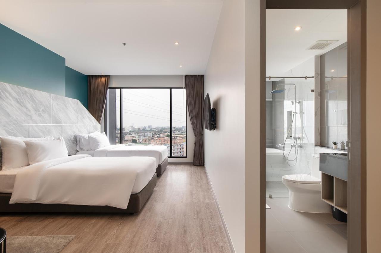 Thaya Hotel Банкок Екстериор снимка