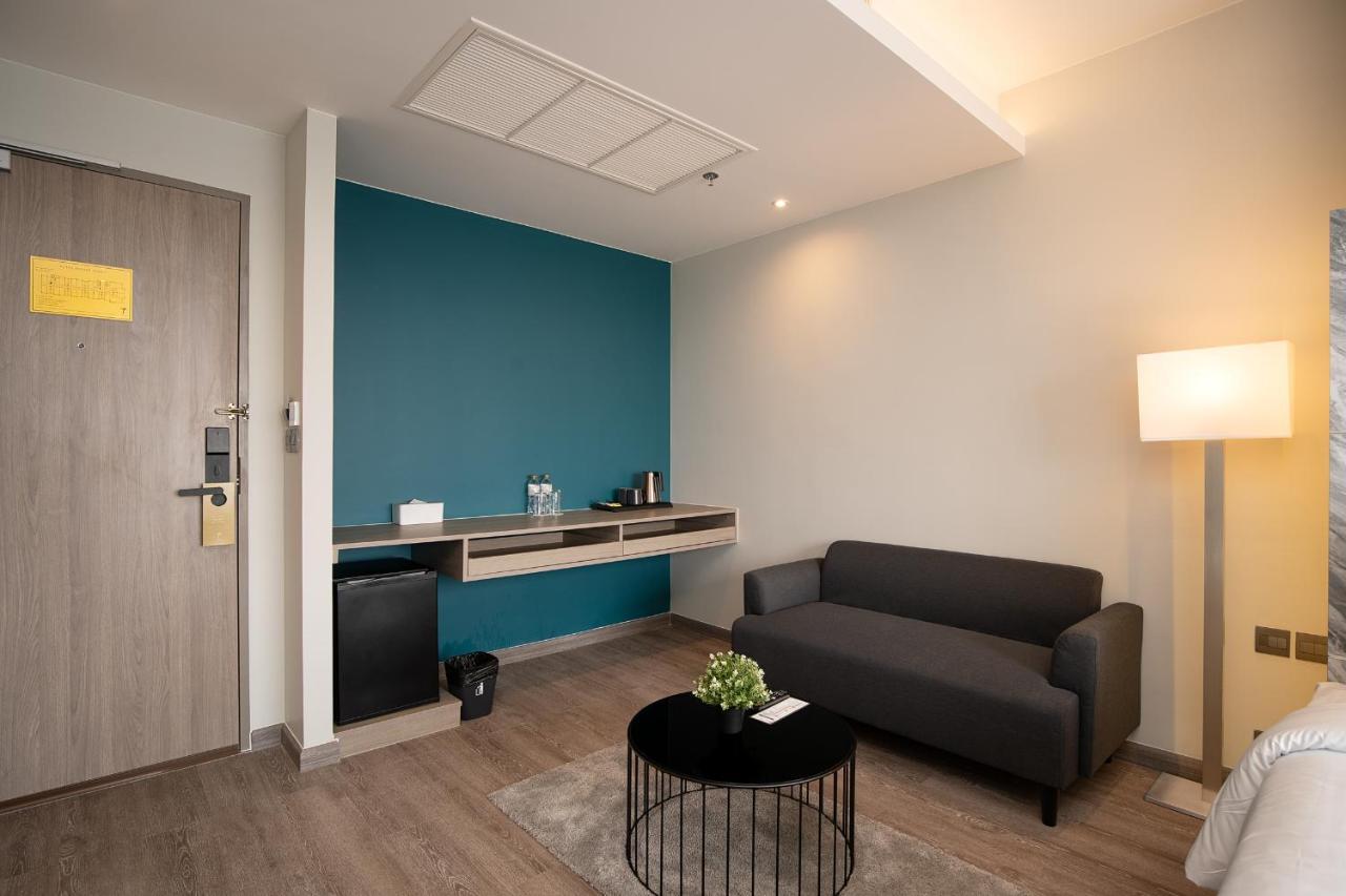 Thaya Hotel Банкок Екстериор снимка