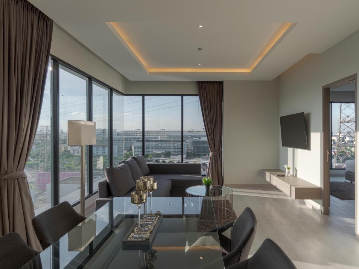 Thaya Hotel Банкок Екстериор снимка